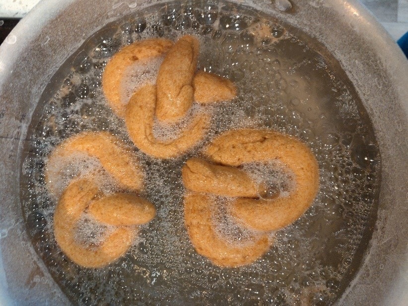 Parboiled pretzel